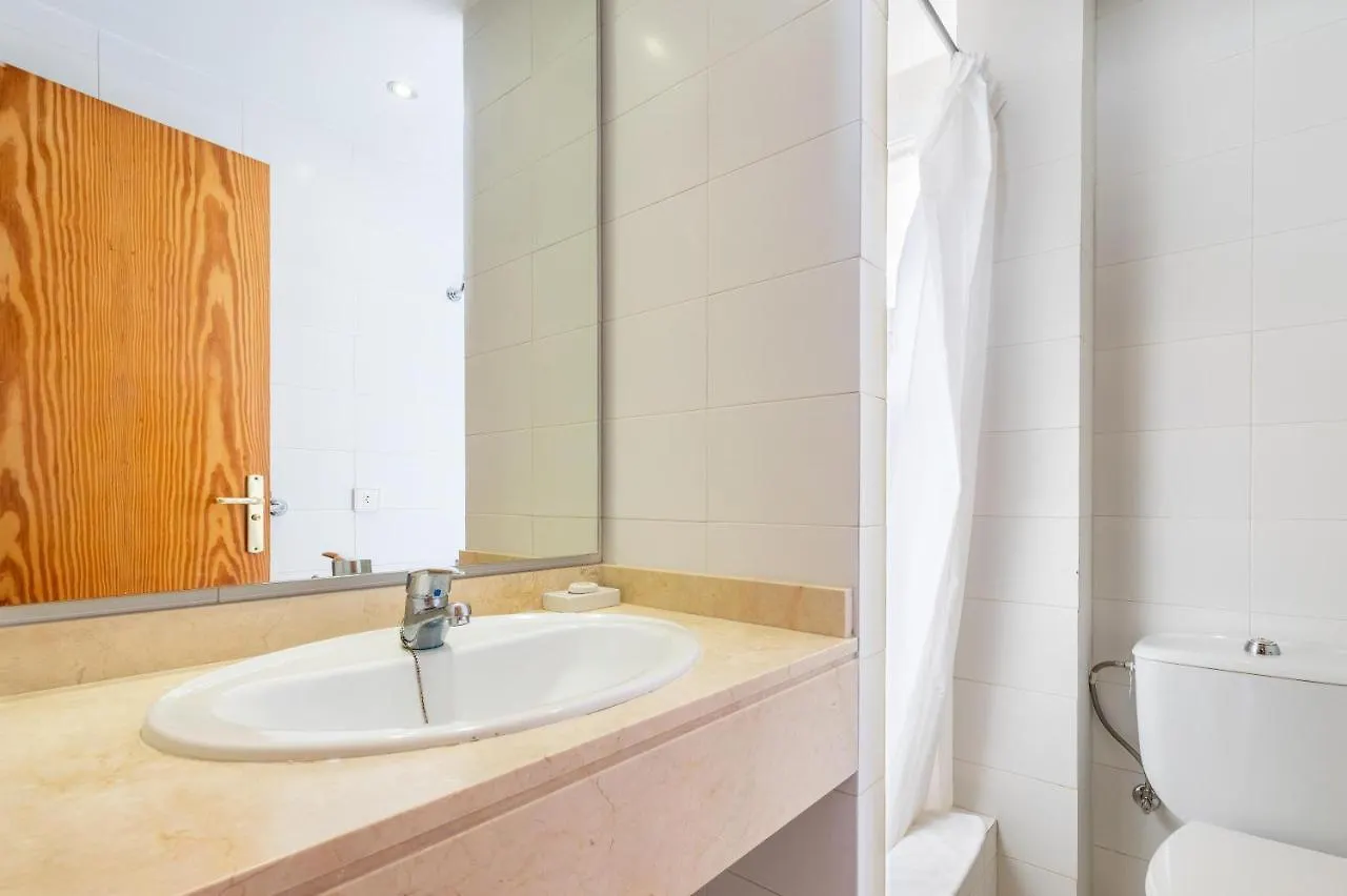 Isabela 2b-3 habitaciones con ático Port de Pollença Spagna